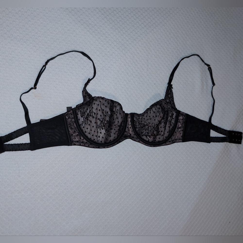NWT Victoria’s Secret Dream Angels Balconet Bra